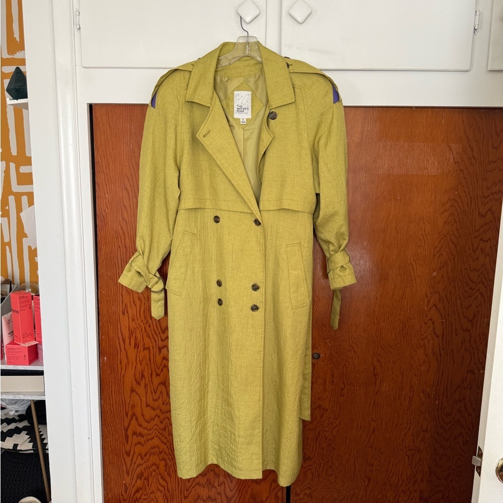 The waters edge Michelle Stuart double breasted trench coat in green